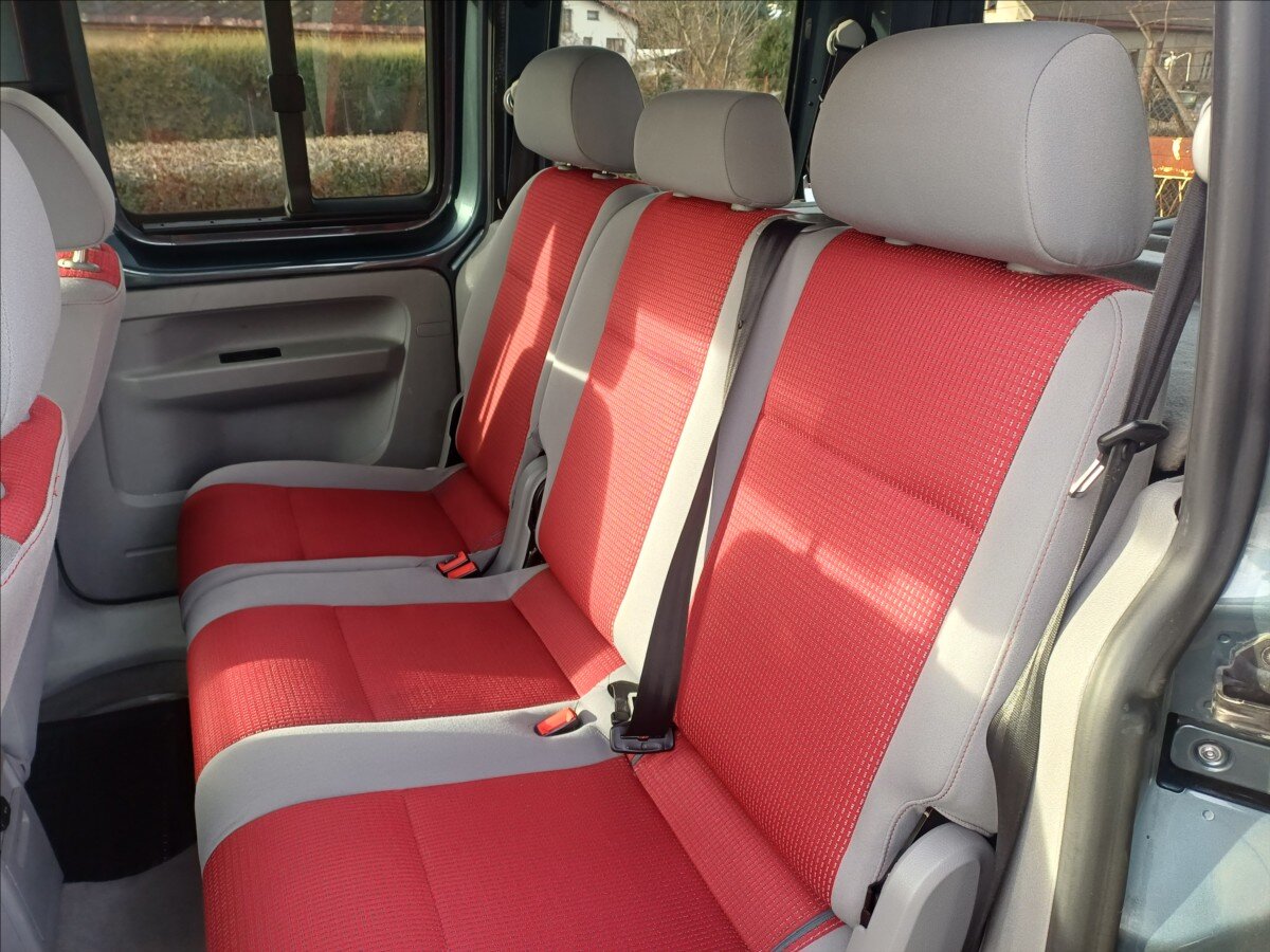 Volkswagen Caddy Kombi 1,9 l 77 kw