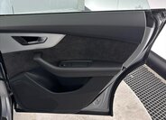 Audi SQ8 SUV / Terénní 4,0 l 373 kw