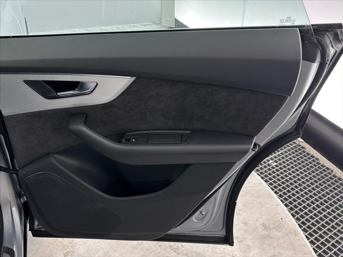 Audi SQ8 SUV / Terénní 4,0 l 373 kw