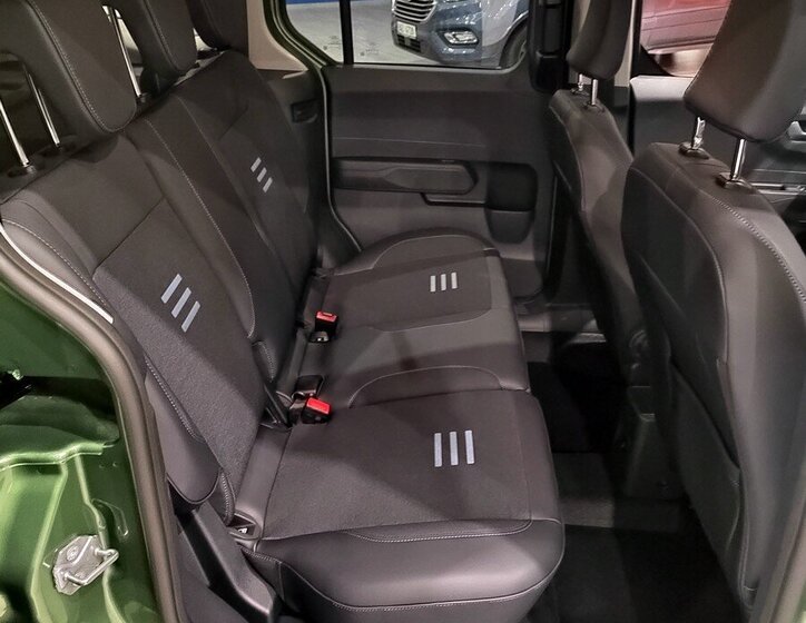 Ford Tourneo Courier MPV 998,0 92 kw