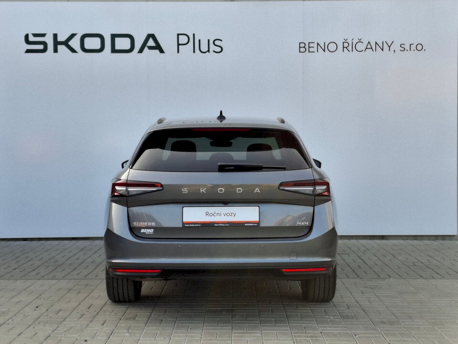 Škoda Superb Kombi 2,0 l 142 kw