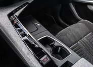 Peugeot 5008 SUV / Terénní 1,2 l 107 kw