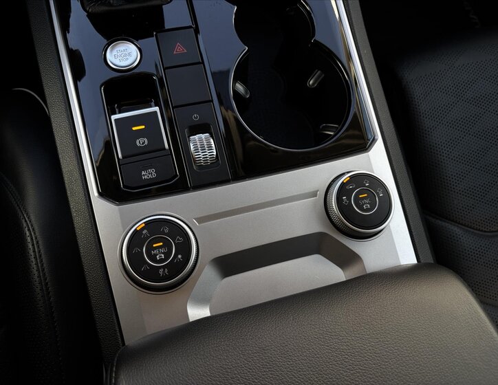 Volkswagen Touareg SUV 3,0 l 210 kw