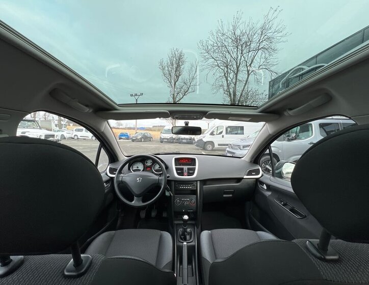 Peugeot 207 Kombi 1,4 l 70 kw