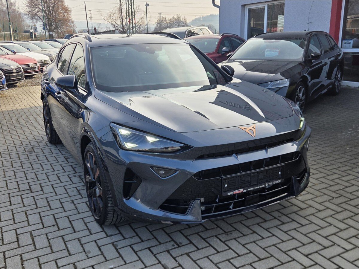 Cupra Formentor SUV / Terénní 2,0 l 245 kw