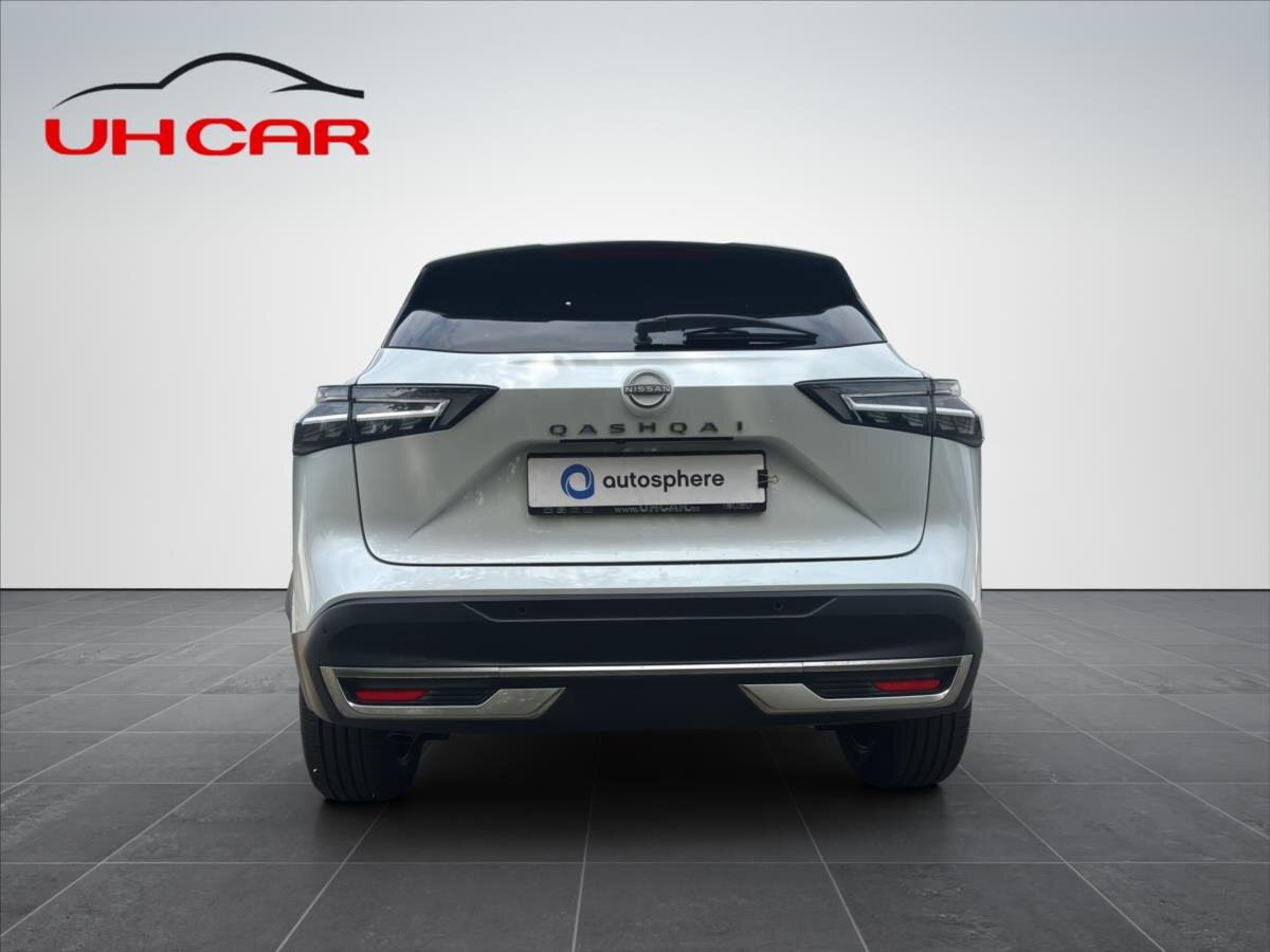 Nissan Qashqai SUV / Terénní 1,3 l 116 kw