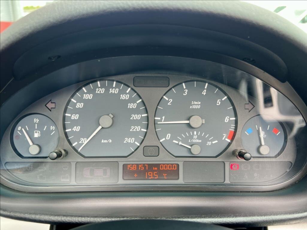BMW Řada 3 Kabriolet 2,0 l 105 kw