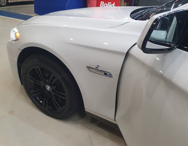 BMW Řada 5 Sedan / Limuzína 3,0 l 230 kw