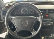 Mercedes-Benz Třídy C Kombi 2,0 l 141 kw