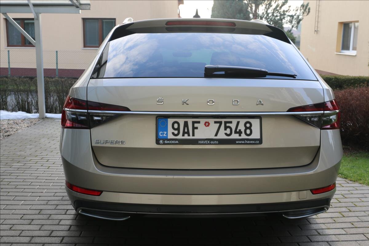 Škoda Superb Kombi 2,0 l 147 kw