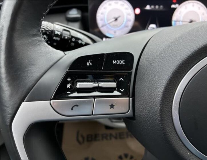 Hyundai Tucson SUV 1,6 l 110 kw