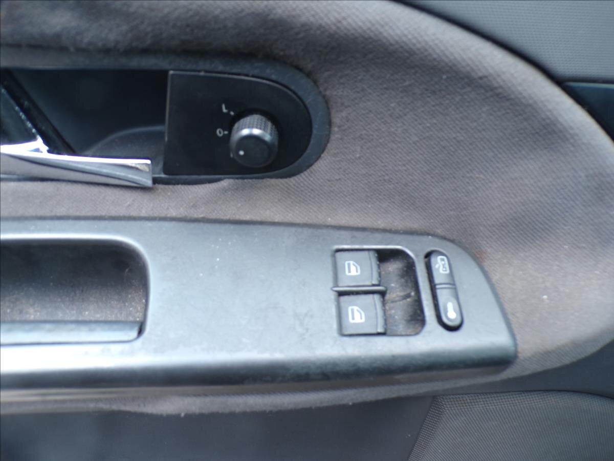 Volkswagen Sharan Kombi 1,9 l 85 kw