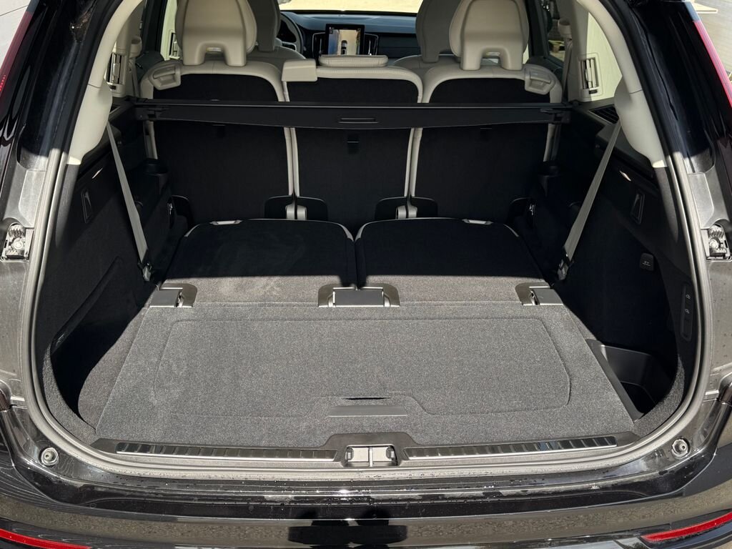 Volvo XC90 SUV / Terénní 2,0 l 335 kw