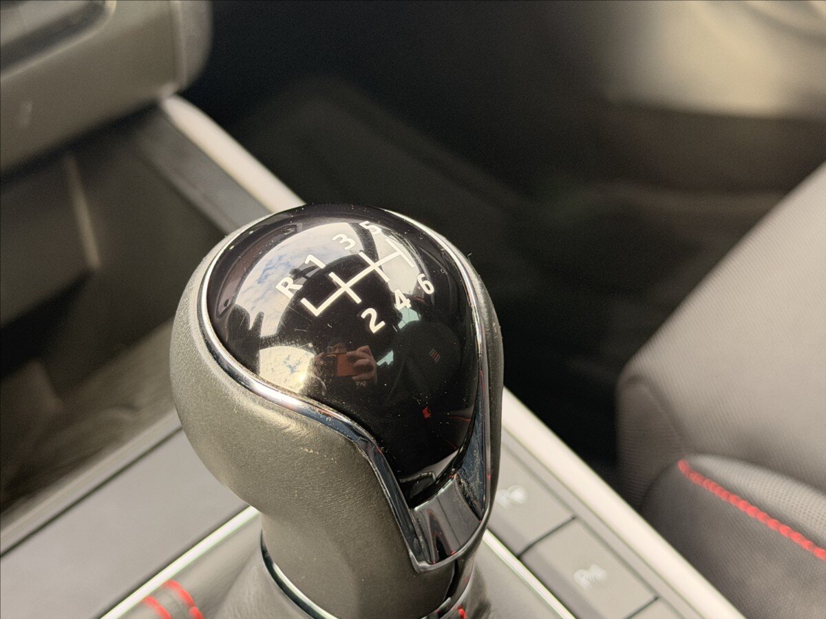 Seat Arona Hatchback 1,5 l 110 kw