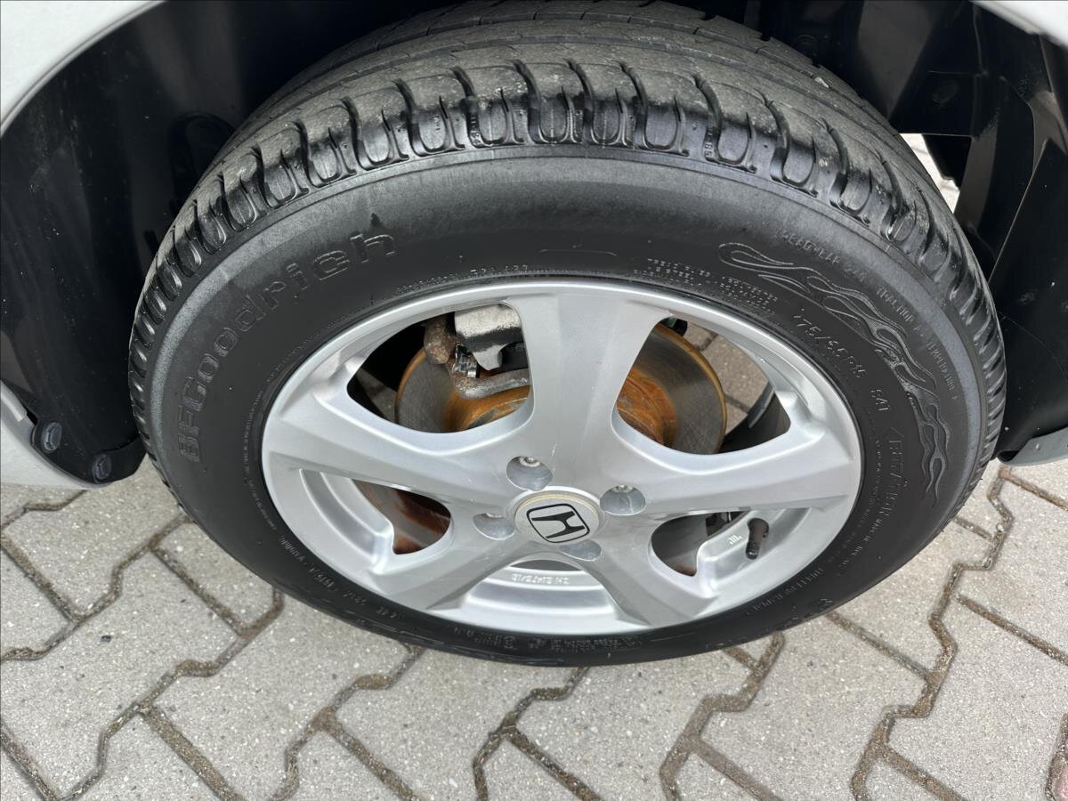 Suzuki Swift Hatchback 1,2 l 69 kw