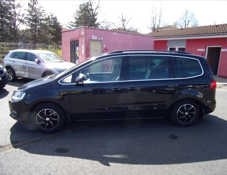 Volkswagen Sharan Kombi 2,0 l 100 kw