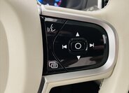 Volvo XC90 SUV / Terénní 2,0 l 173 kw