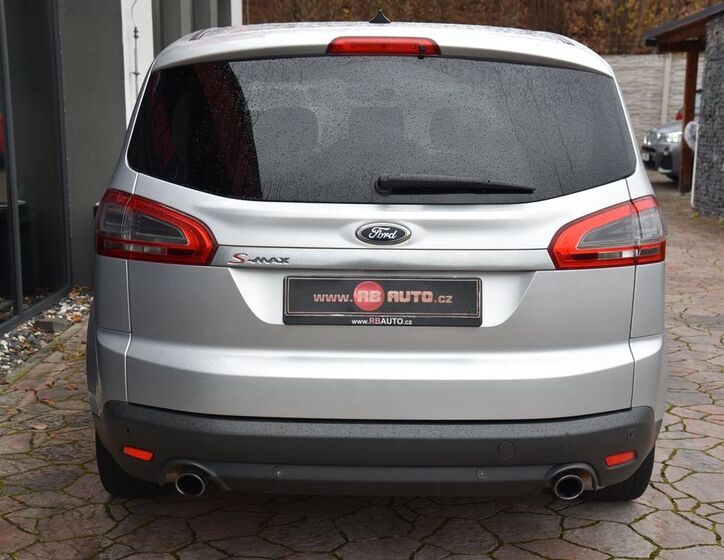 Ford S-MAX 9
