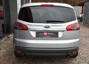 Ford S-MAX 9