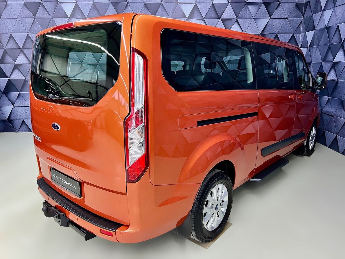 Ford Tourneo Custom