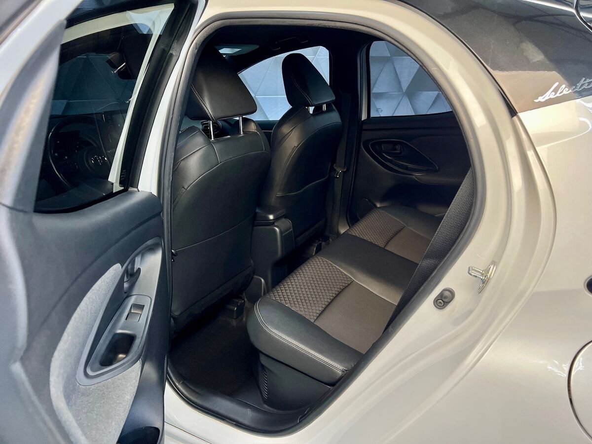 Toyota Yaris Hatchback 1,5 l 85 kw