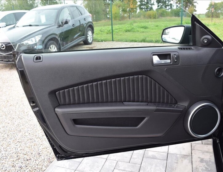 Ford Mustang Kupé 5,8 l 485 kw