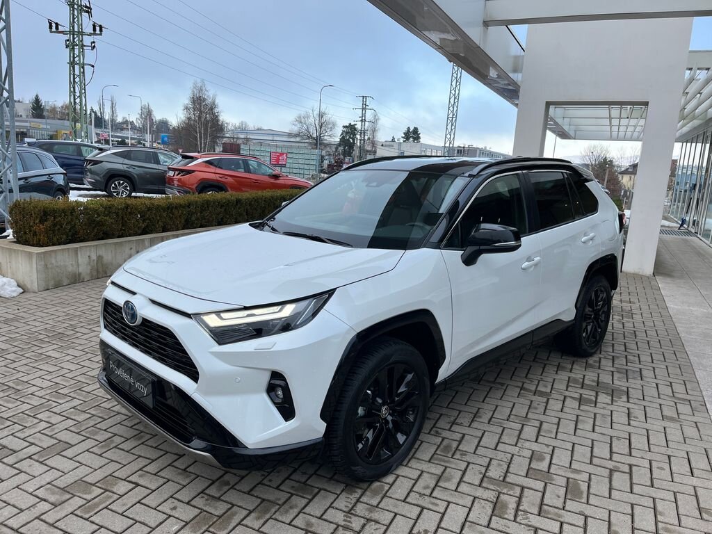 Toyota RAV4 SUV 2,5 l 131 kw