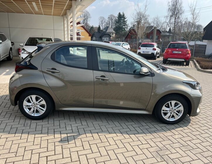 Toyota Yaris Hatchback 1,5 l 68 kw