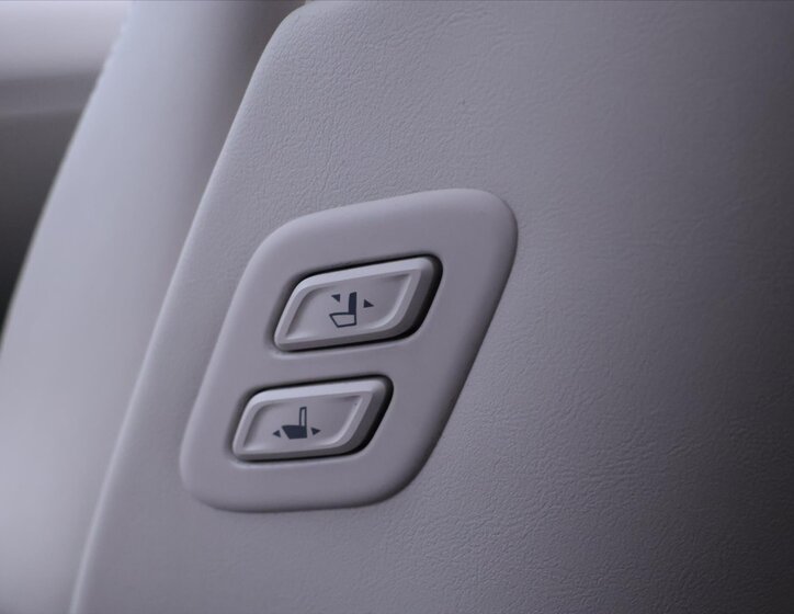 Hyundai Genesis Sedan 3,8 l 232 kw