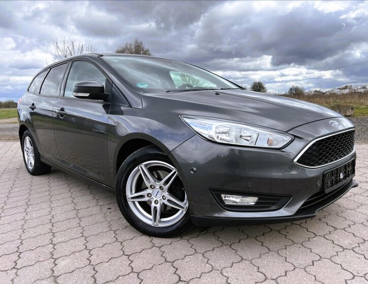 Ford Focus Kombi 999,0 92 kw