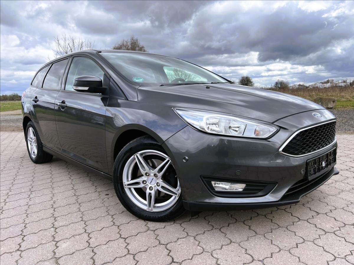 Ford Focus Kombi 999,0 92 kw