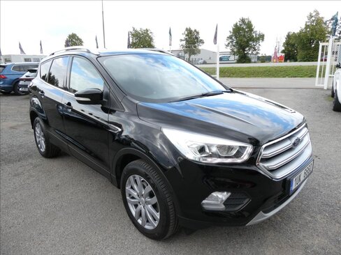 Ford Kuga SUV / Terénní 1,5 l 110 kw