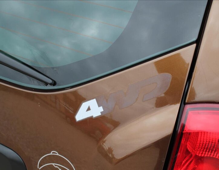 Dacia Duster SUV / Terénní 1,6 l 77 kw