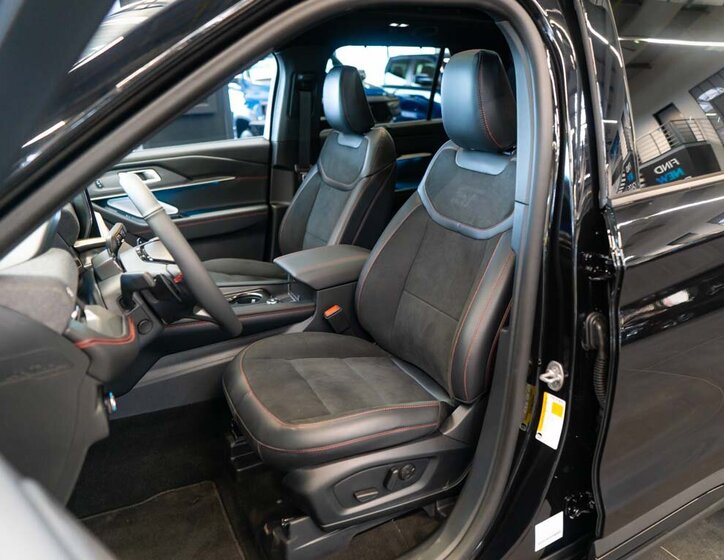Ford Explorer SUV / Terénní 3,0 l 298 kw