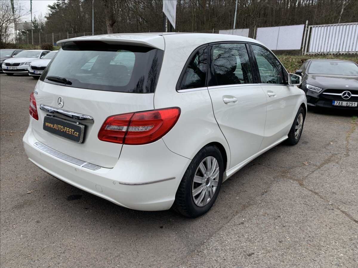 Mercedes-Benz Třídy B Hatchback 1,6 l 90 kw
