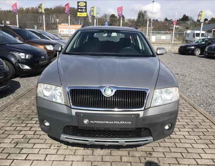 Škoda Octavia Kombi 2,0 l 103 kw