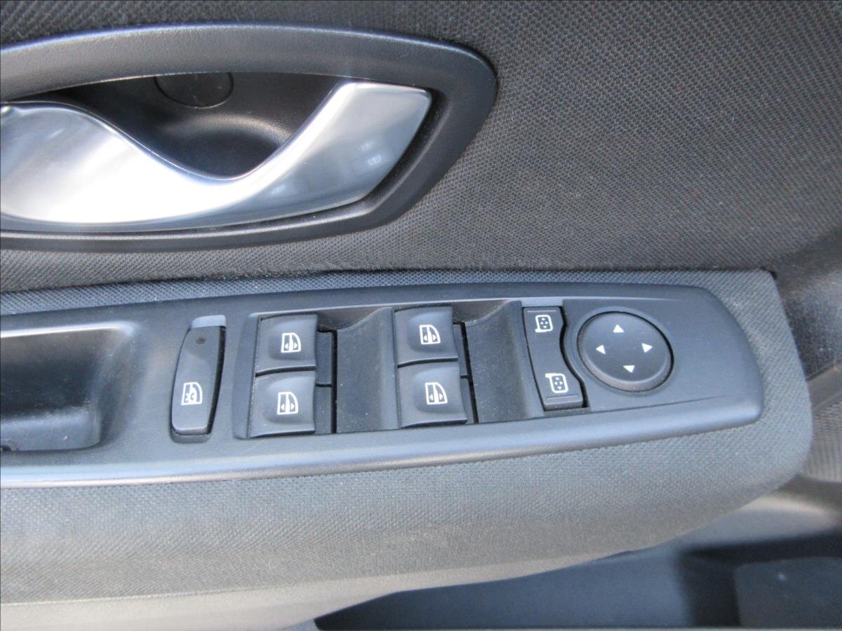 Renault Mégane Hatchback 1,6 l 74 kw