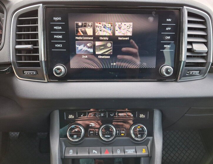 Škoda Karoq SUV / Terénní 1,5 l 110 kw