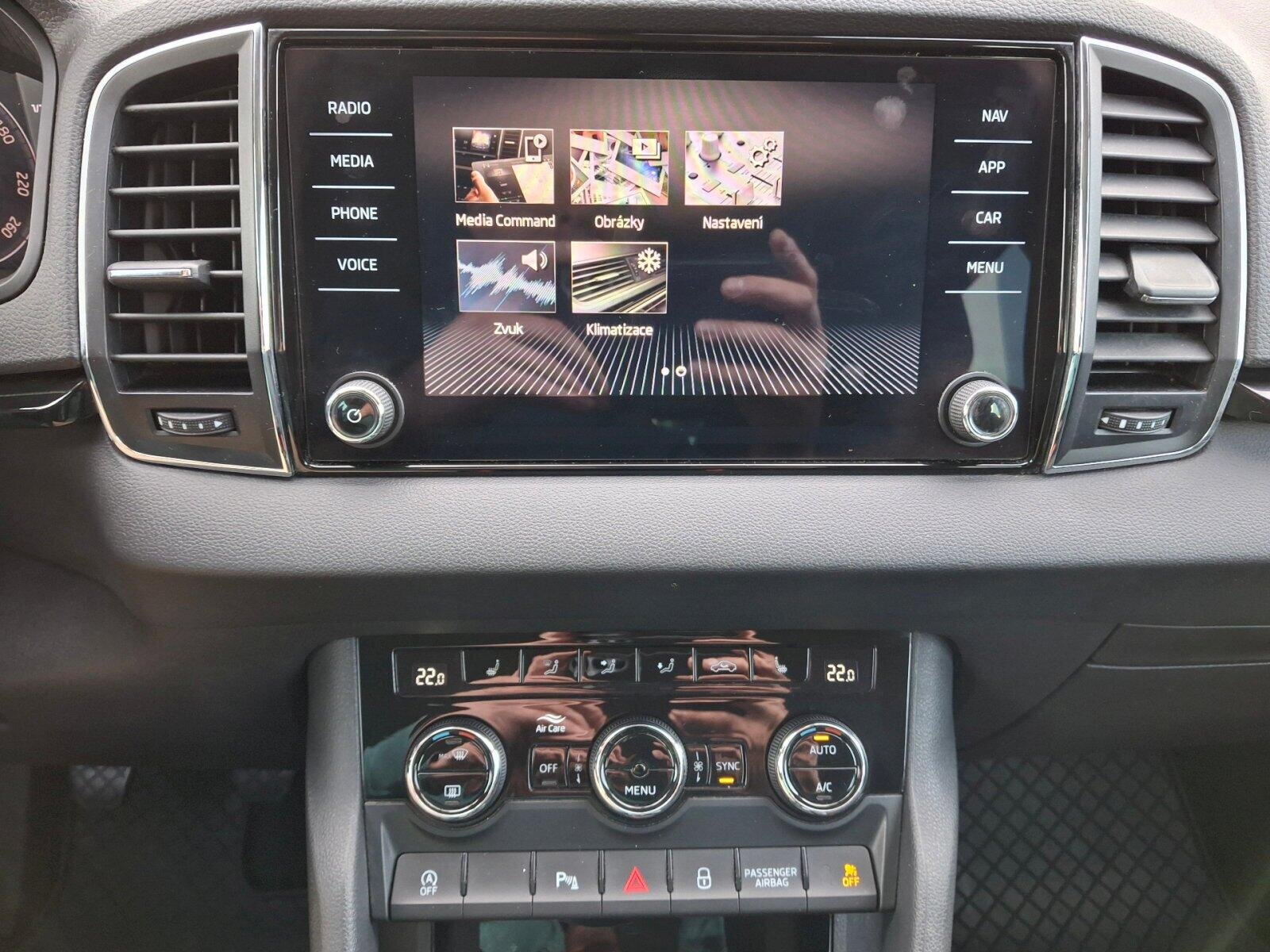 Škoda Karoq SUV / Terénní 1,5 l 110 kw