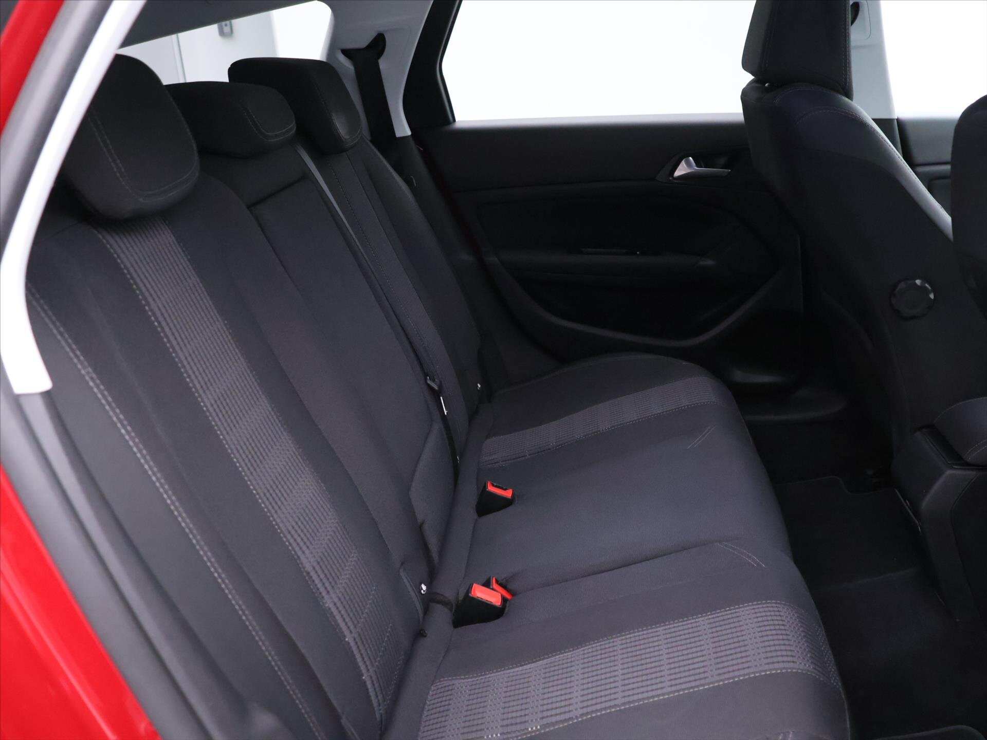 Peugeot 308 Kombi 1,2 l 96 kw