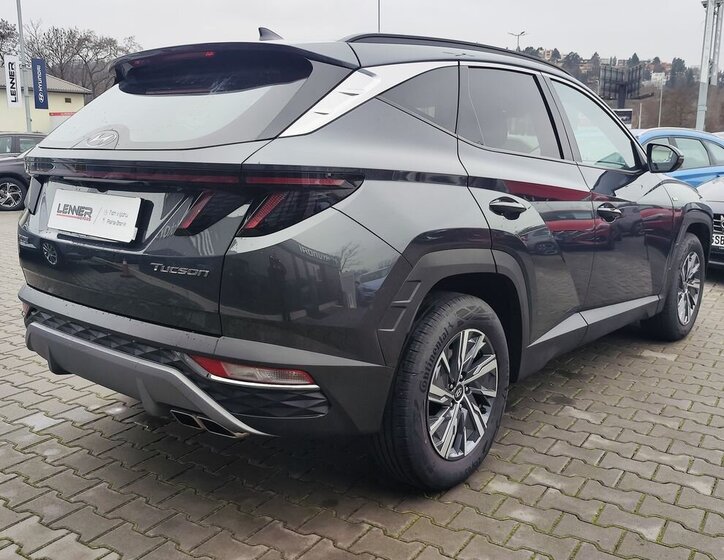 Hyundai Tucson SUV 1,6 l 110 kw