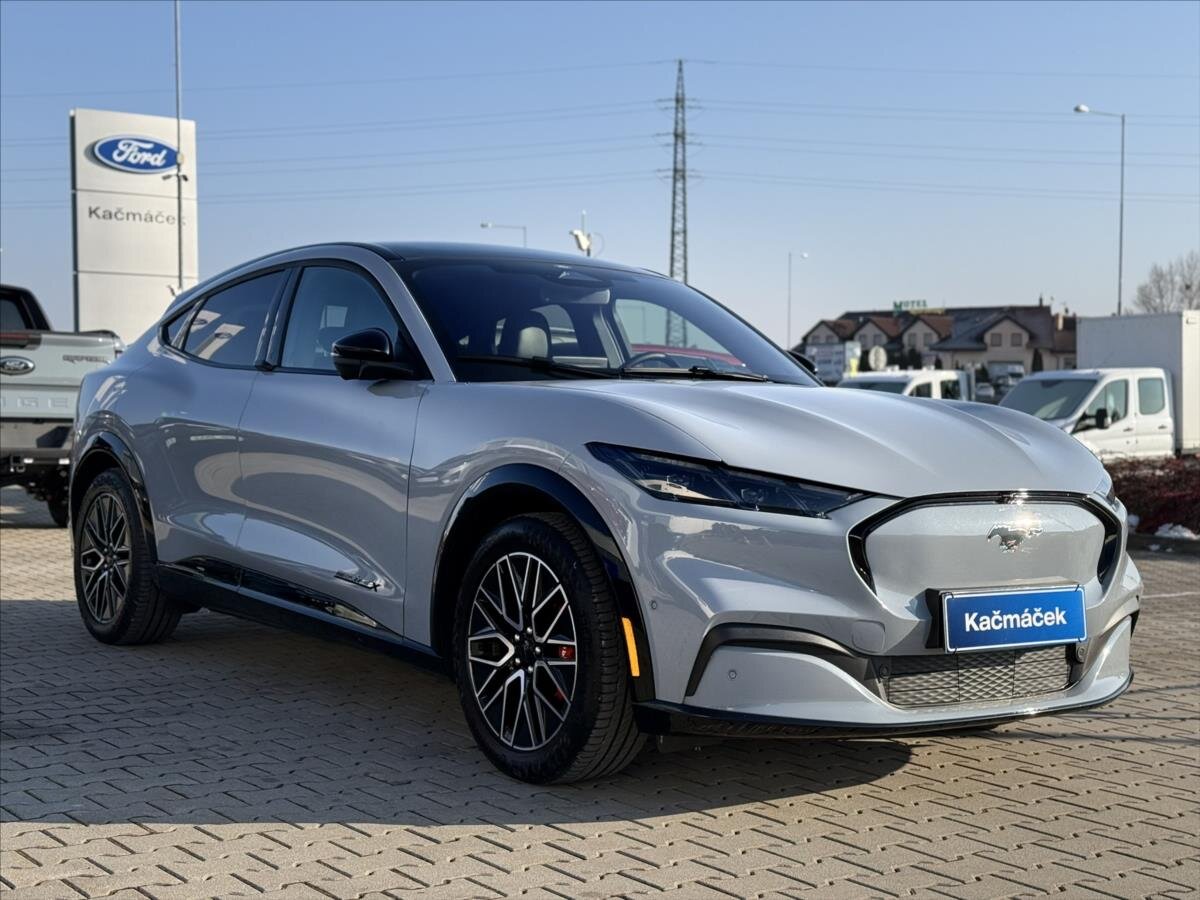 Ford Mustang Mach-E Hatchback 0,0 225 kw