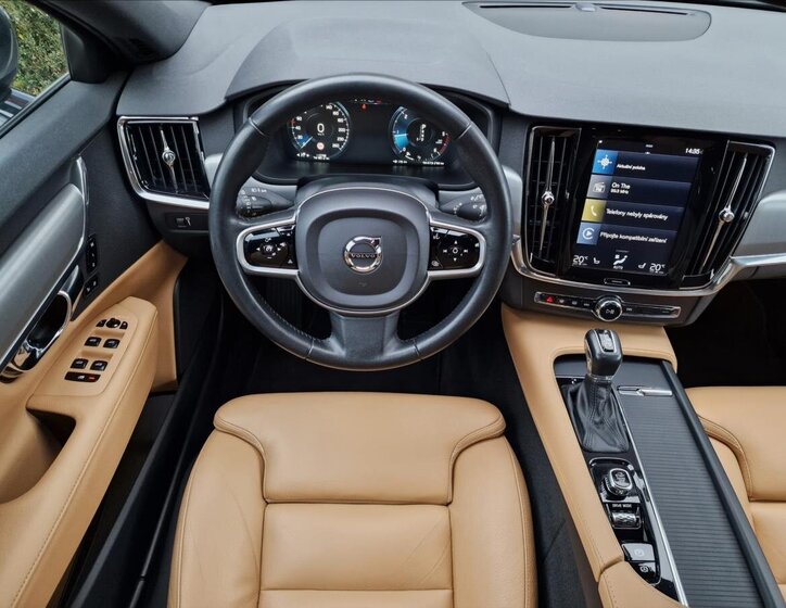 Volvo V90 Kombi 2,0 l 173 kw