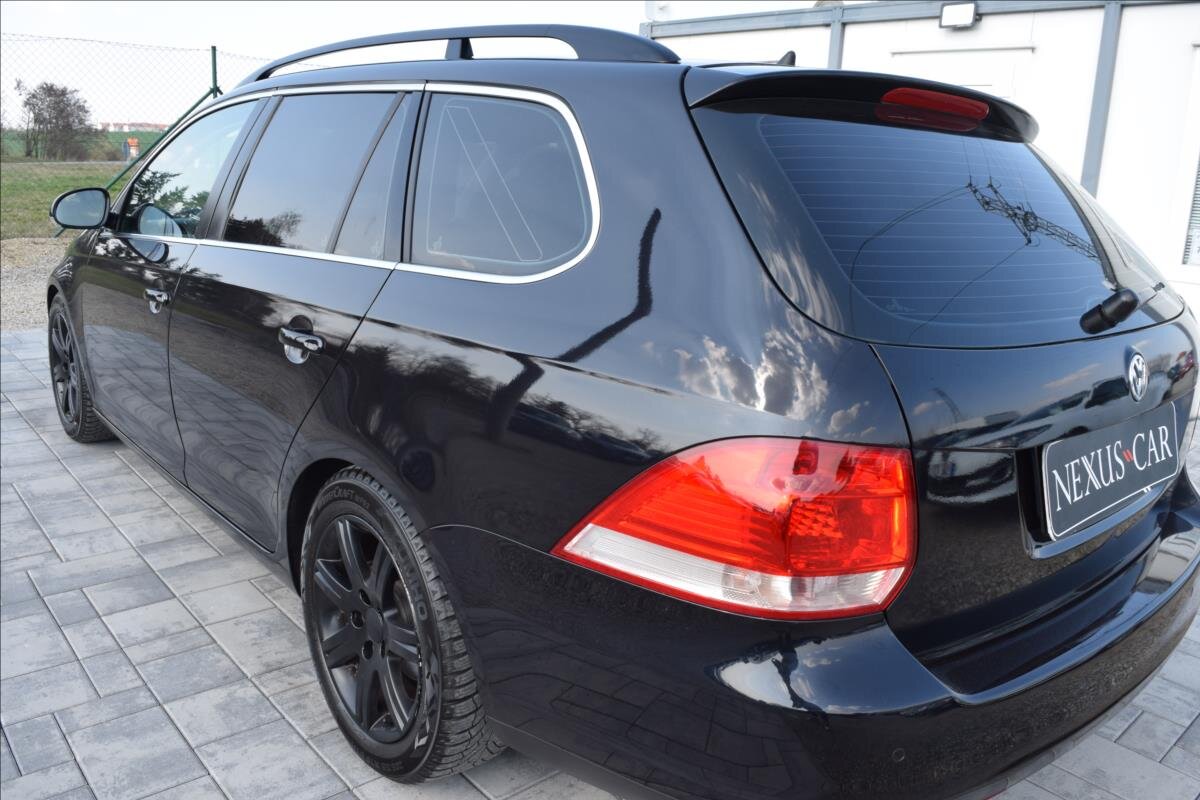 Volkswagen Golf Kombi 1,6 l 75 kw