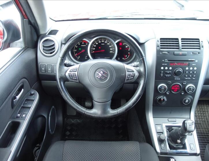 Suzuki Grand Vitara 17