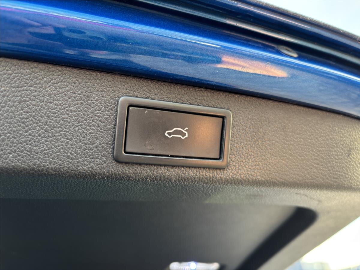 Škoda Superb Kombi 2,0 l 110 kw