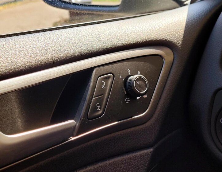 Volkswagen Golf Kombi 1,6 l 85 kw