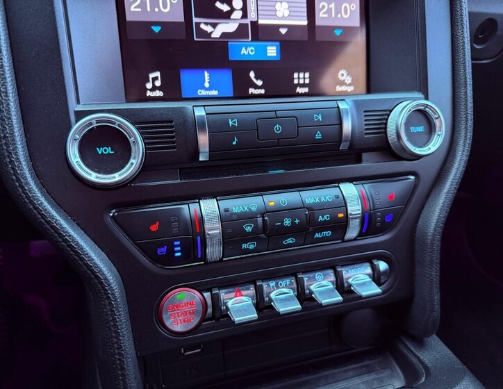 Ford Mustang Kupé 5,0 l 331 kw