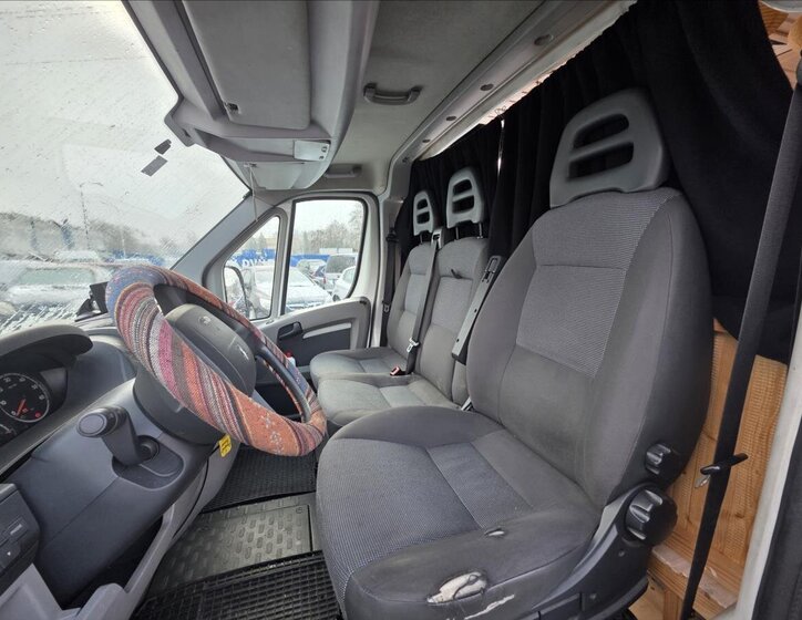 Peugeot Boxer 28