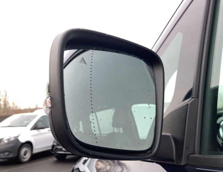 Mercedes-Benz Ostatní 23